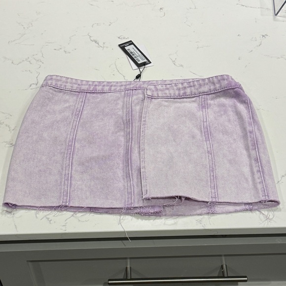 Brand New (with tags), Never Worn. PrettyLittleThing Purple Denim Mini Skirt - Picture 2 of 3